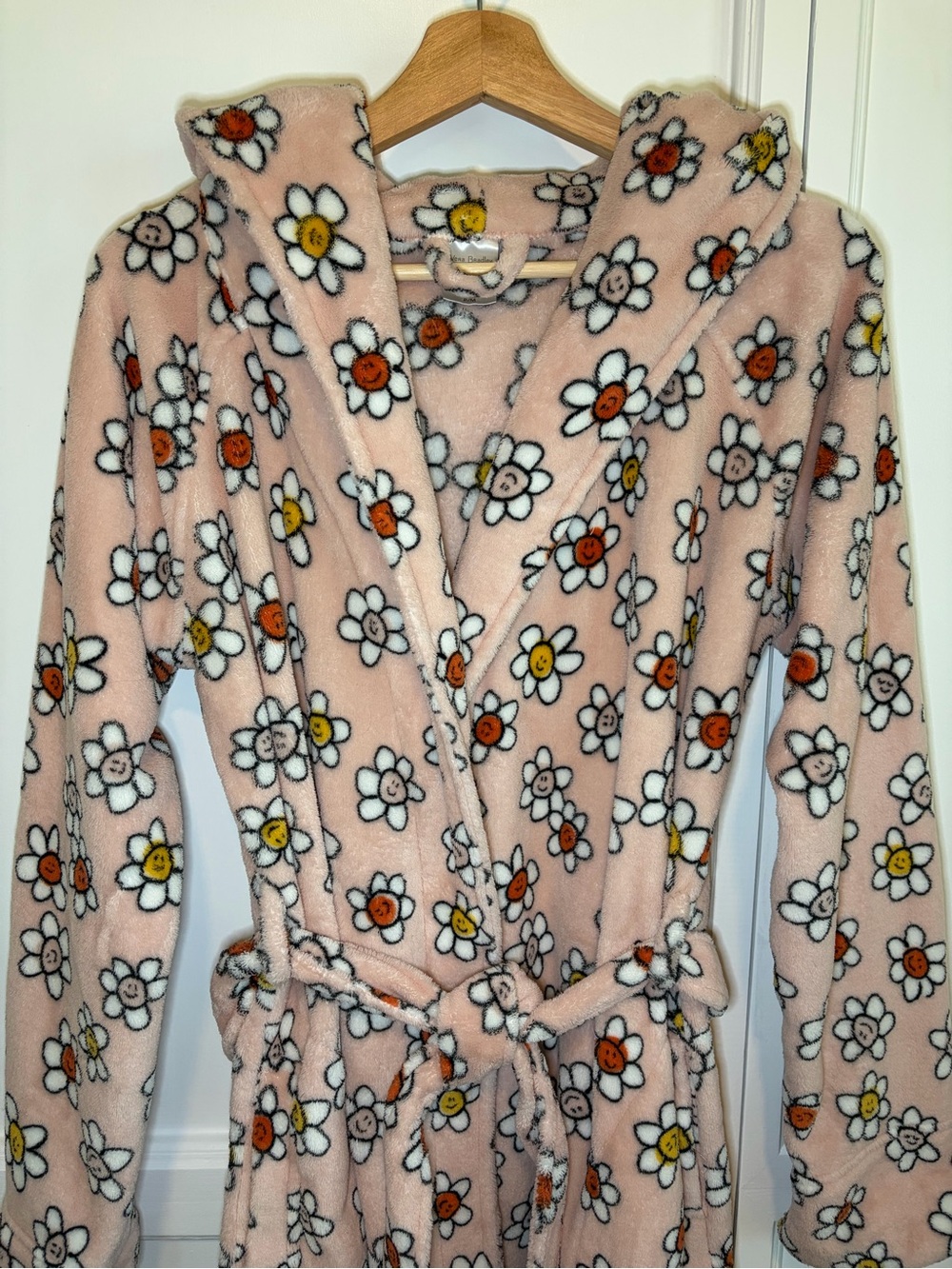 Vera Bradley Fleece Hooded Bath Robe in Bloom Boom Smiley Pattern. Size S/M